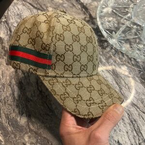 Gucci hat
